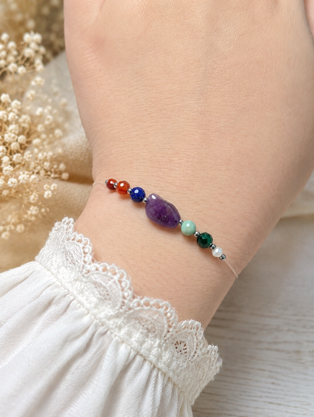 Bransoletka 7 Czakr z Kamieni Naturalnych na Bezbarwnej Gumce – Ametyst Amazonit Lapis Lazuli Karneol Handmade